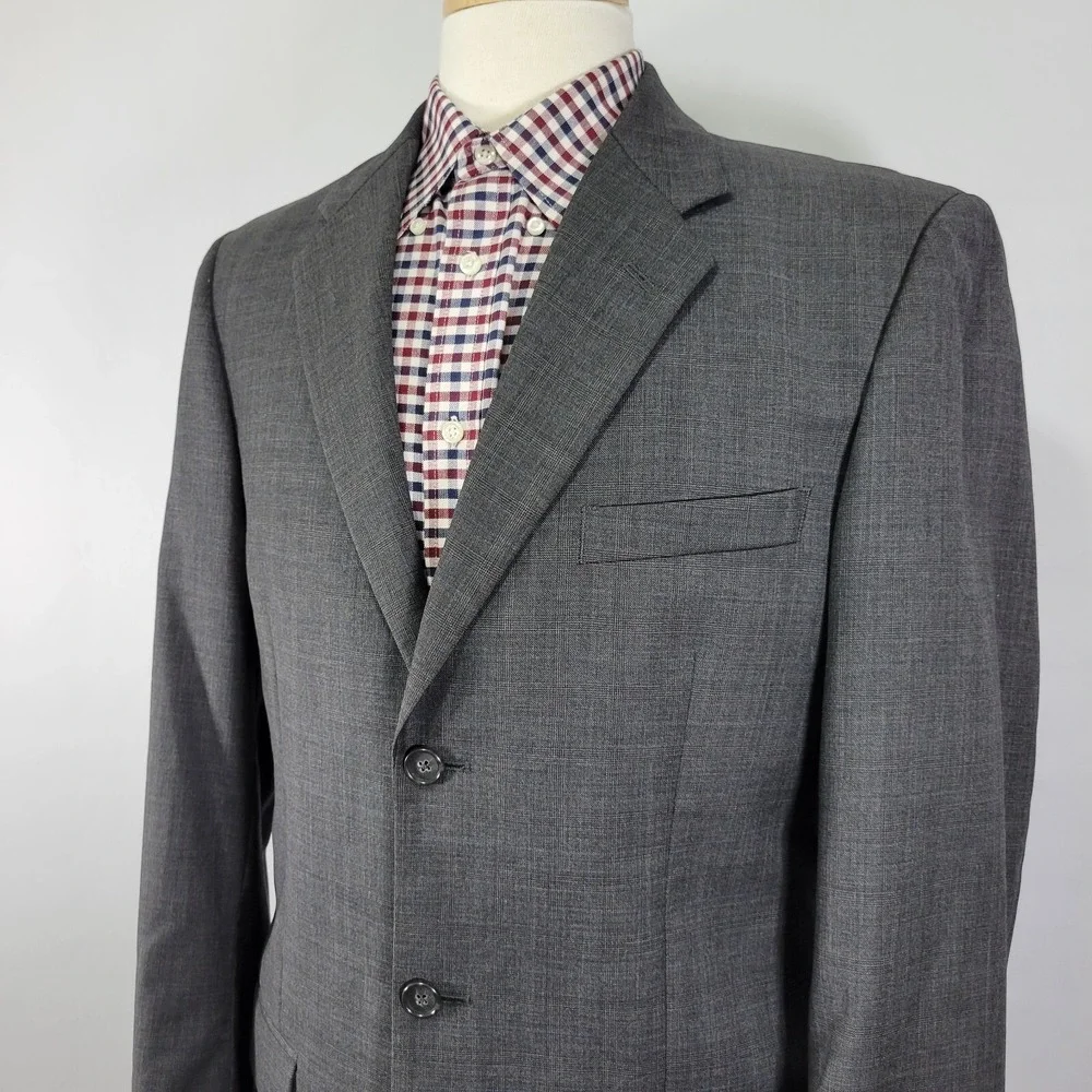 Alfani Men's Sport Coat Blazer Three Button Charcoal Gray‎ Plaid Wool Size 40L